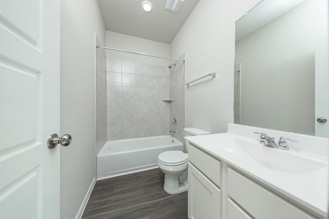 1882 Glacier Gorge Trail, Dayton, TX 77535