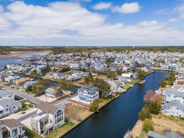 322 YORK RD, South Bethany, DE 19930