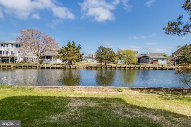 322 YORK RD, South Bethany, DE 19930