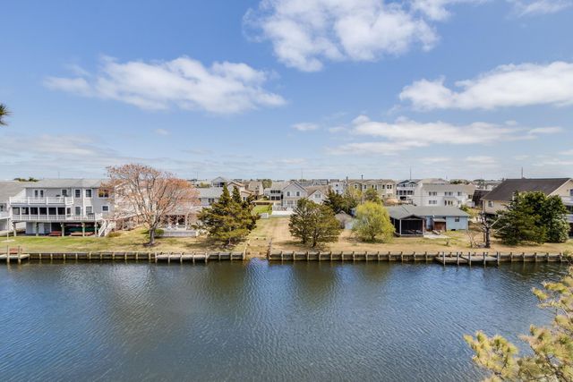 322 YORK RD, South Bethany, DE 19930
