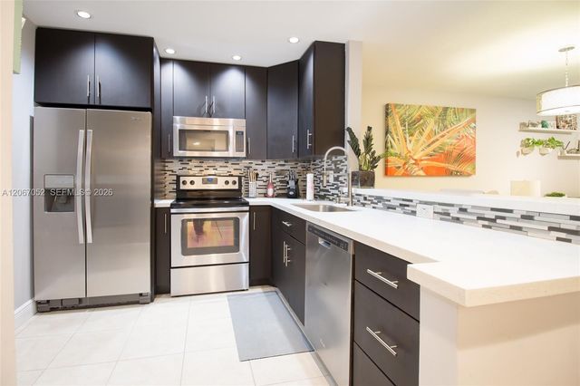 7845 Camino Real O-106, Miami, FL 33143