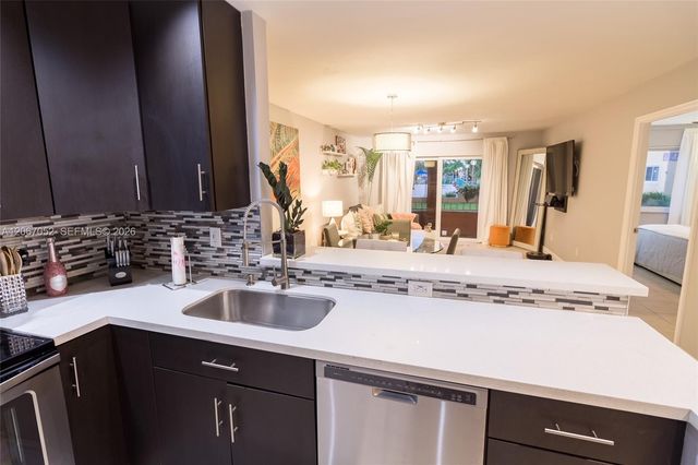 7845 Camino Real O-106, Miami, FL 33143