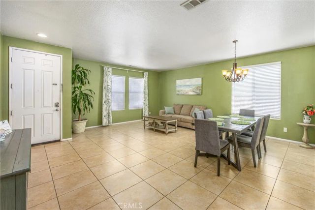 13633 Zircon Way, Victorville, CA 02394