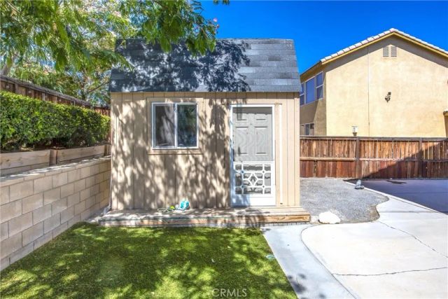 13633 Zircon Way, Victorville, CA 02394