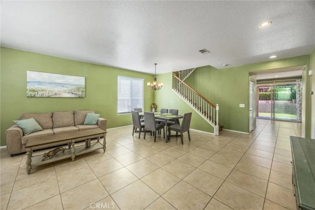 13633 Zircon Way, Victorville, CA 02394