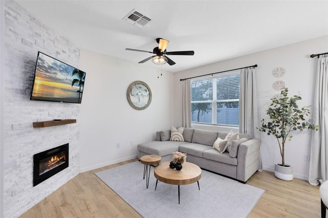 528 MADISON DRIVE, Davenport, FL 33837