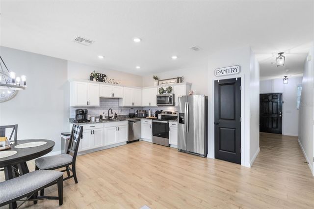 528 MADISON DRIVE, Davenport, FL 33837