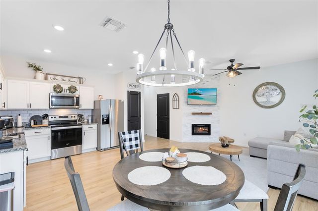 528 MADISON DRIVE, Davenport, FL 33837