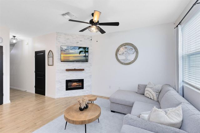 528 MADISON DRIVE, Davenport, FL 33837