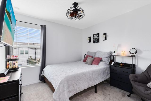 528 MADISON DRIVE, Davenport, FL 33837