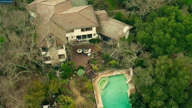 100 Los Balcones, Alamo, CA 94507