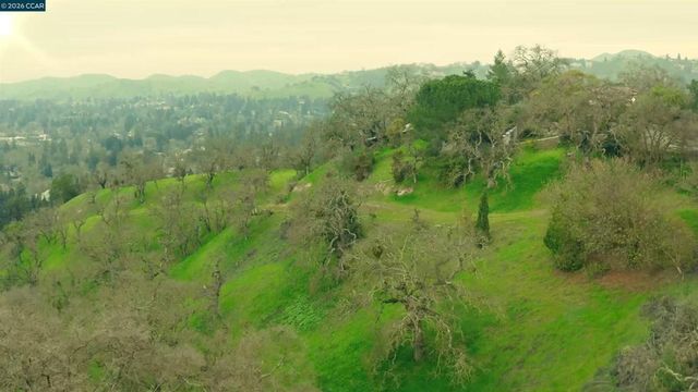 100 Los Balcones, Alamo, CA 94507