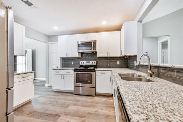 3102 Stacy Lane, Deer Park, TX 77536