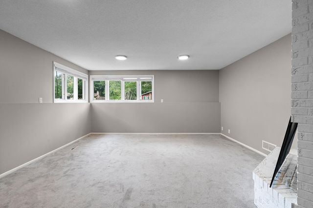 241 Harrington Drive, Long Lake, MN 55356