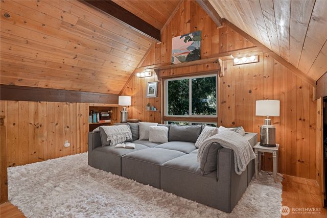 9940 Fairview Lake Road SW, Port Orchard, WA 98367