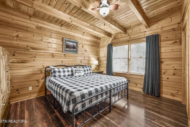 1627 Eagle Springs Rd, Sevierville, TN 37876