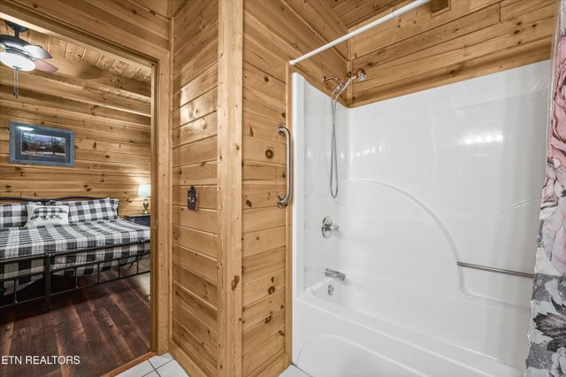 1627 Eagle Springs Rd, Sevierville, TN 37876