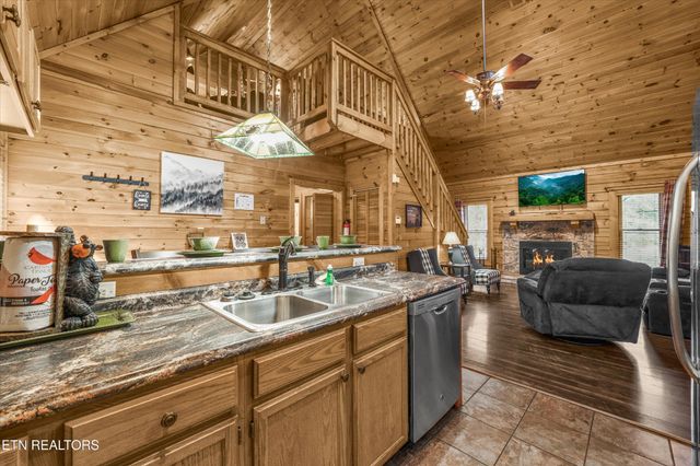 1627 Eagle Springs Rd, Sevierville, TN 37876
