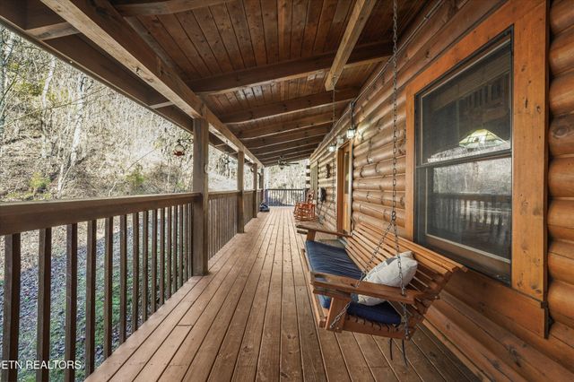 1627 Eagle Springs Rd, Sevierville, TN 37876