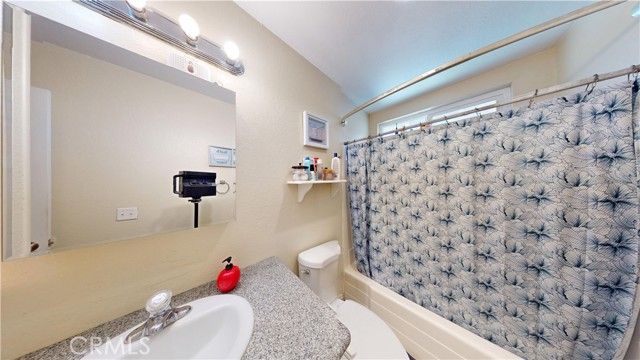 7601 Corona Avenue, Hesperia, CA 92345