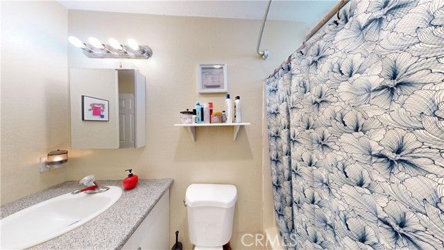 7601 Corona Avenue, Hesperia, CA 92345