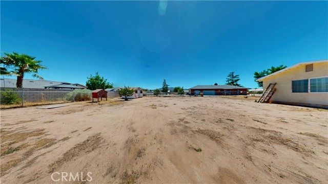 7601 Corona Avenue, Hesperia, CA 92345