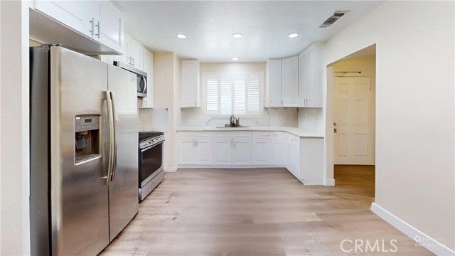 7601 Corona Avenue, Hesperia, CA 92345