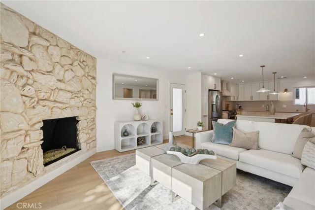1467 11th, Manhattan Beach, CA 90266