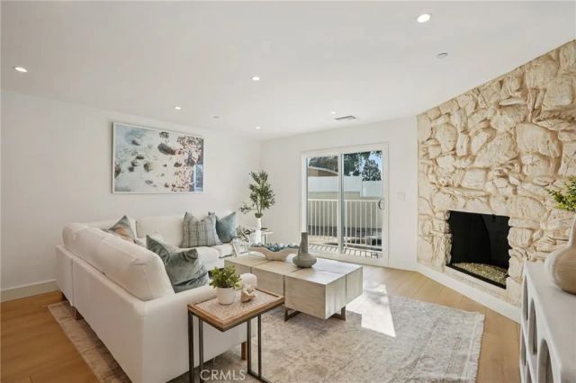 1467 11th, Manhattan Beach, CA 90266