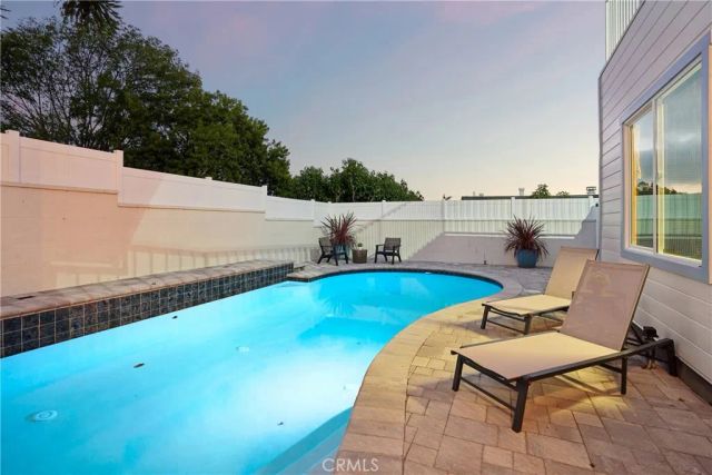 1467 11th, Manhattan Beach, CA 90266