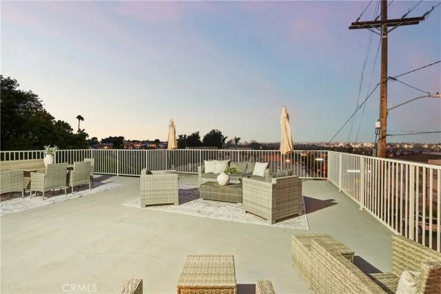 1467 11th, Manhattan Beach, CA 90266