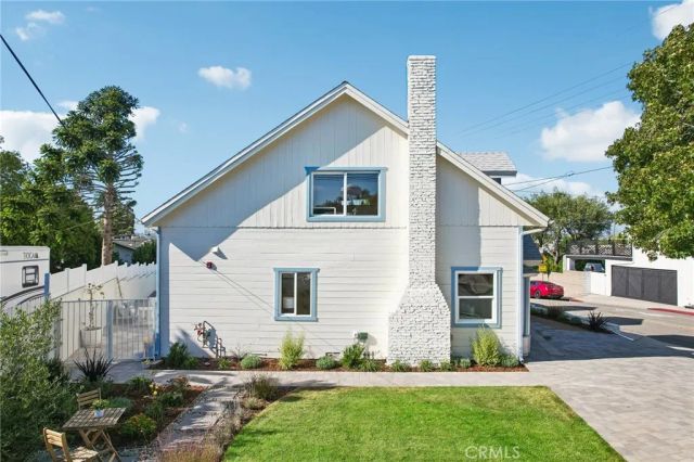 1467 11th, Manhattan Beach, CA 90266