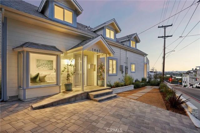 1467 11th, Manhattan Beach, CA 90266
