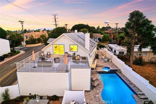 1467 11th, Manhattan Beach, CA 90266