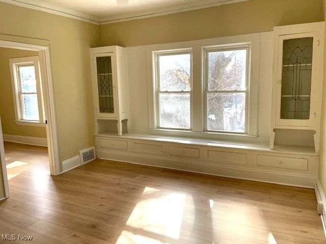 957 E 143rd Street, Cleveland, OH 44110