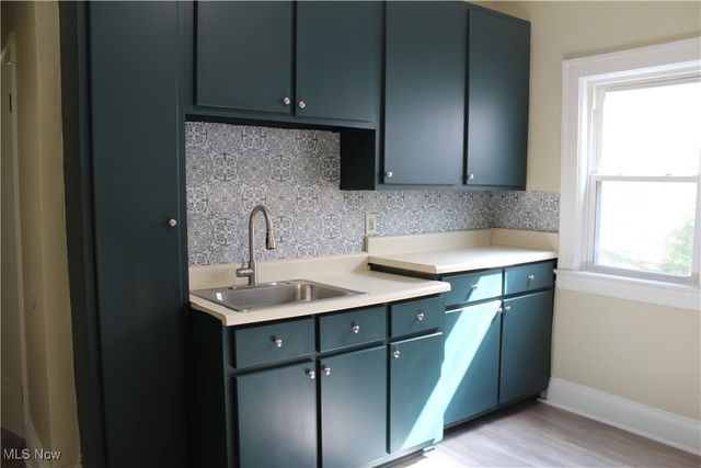 957 E 143rd Street, Cleveland, OH 44110