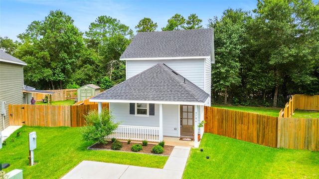 9706 Marie Village Court, Conroe, TX 77306