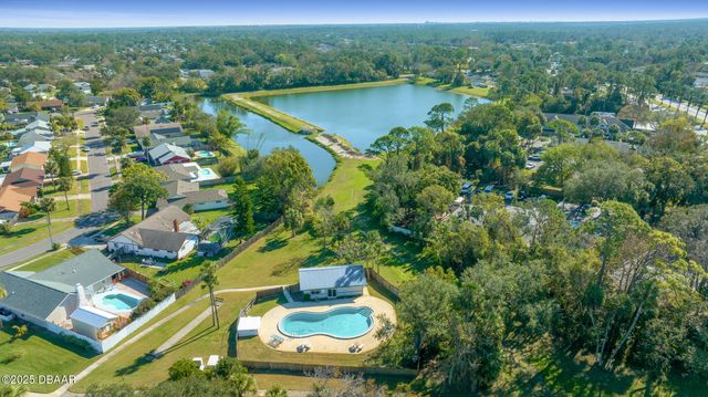 772 Horseman Drive, Port Orange, FL 32127