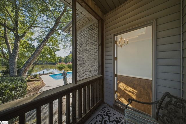 700 Mossy Ledge Lane, Simpsonville, SC 29681