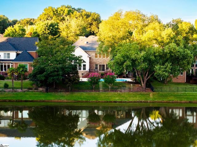 700 Mossy Ledge Lane, Simpsonville, SC 29681