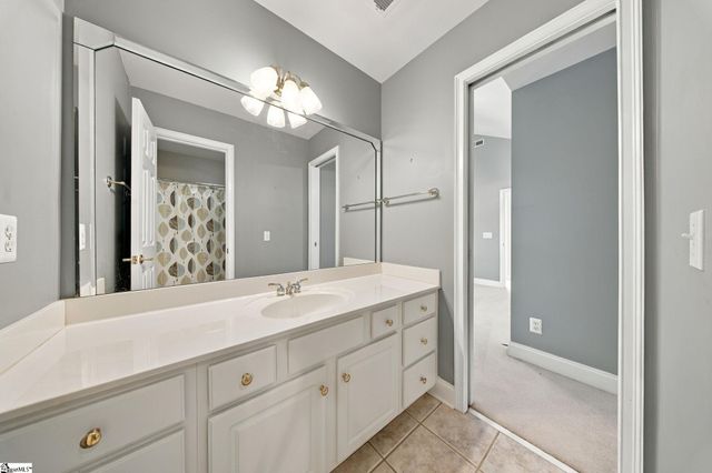 700 Mossy Ledge Lane, Simpsonville, SC 29681