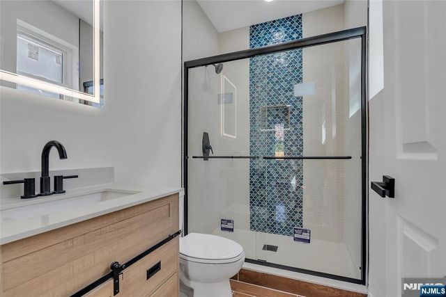 249 Hillside, Leonia, NJ 07605