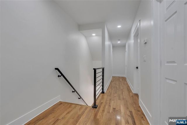 249 Hillside, Leonia, NJ 07605