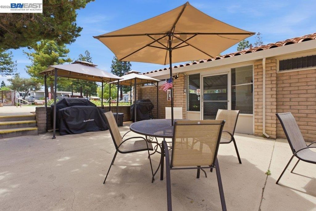 Image 56 of property listing at 3231 Vineyard Ave., Pleasanton, CA 94566