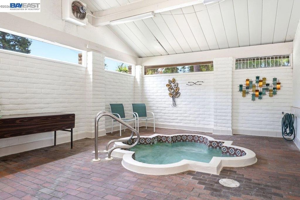 Image 57 of property listing at 3231 Vineyard Ave., Pleasanton, CA 94566