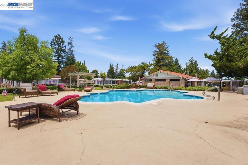 Image 58 of property listing at 3231 Vineyard Ave., Pleasanton, CA 94566