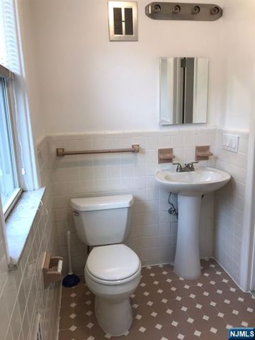 166 Carmita Avenue 2, Rutherford, NJ 07070