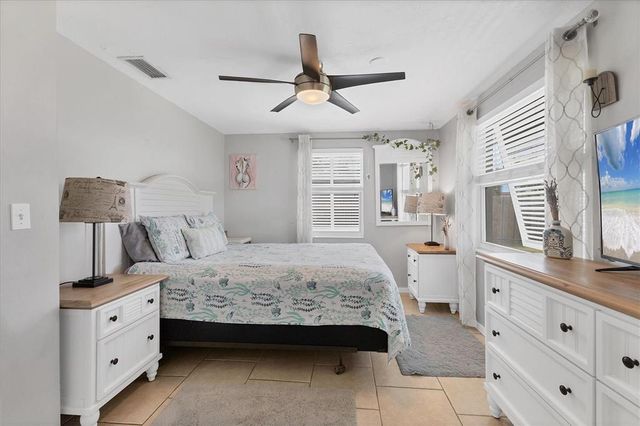 832 E 4TH STREET, Englewood, FL 34223