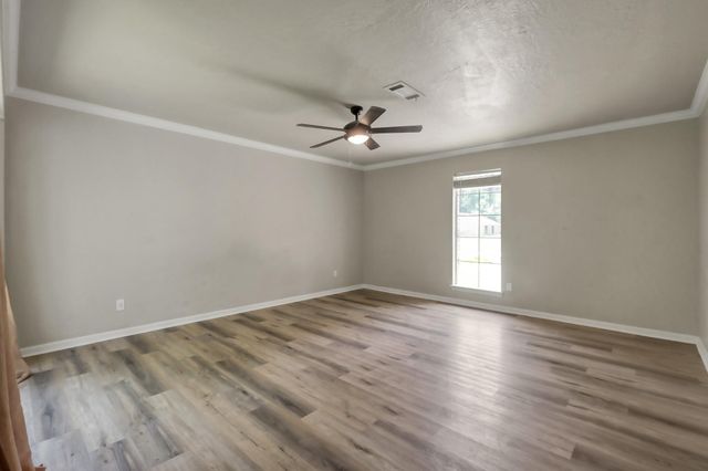 88 April Wind Drive S, Conroe, TX 77356