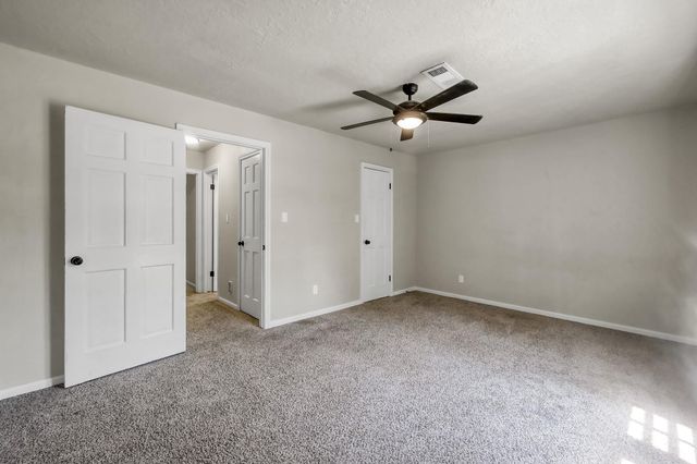 88 April Wind Drive S, Conroe, TX 77356
